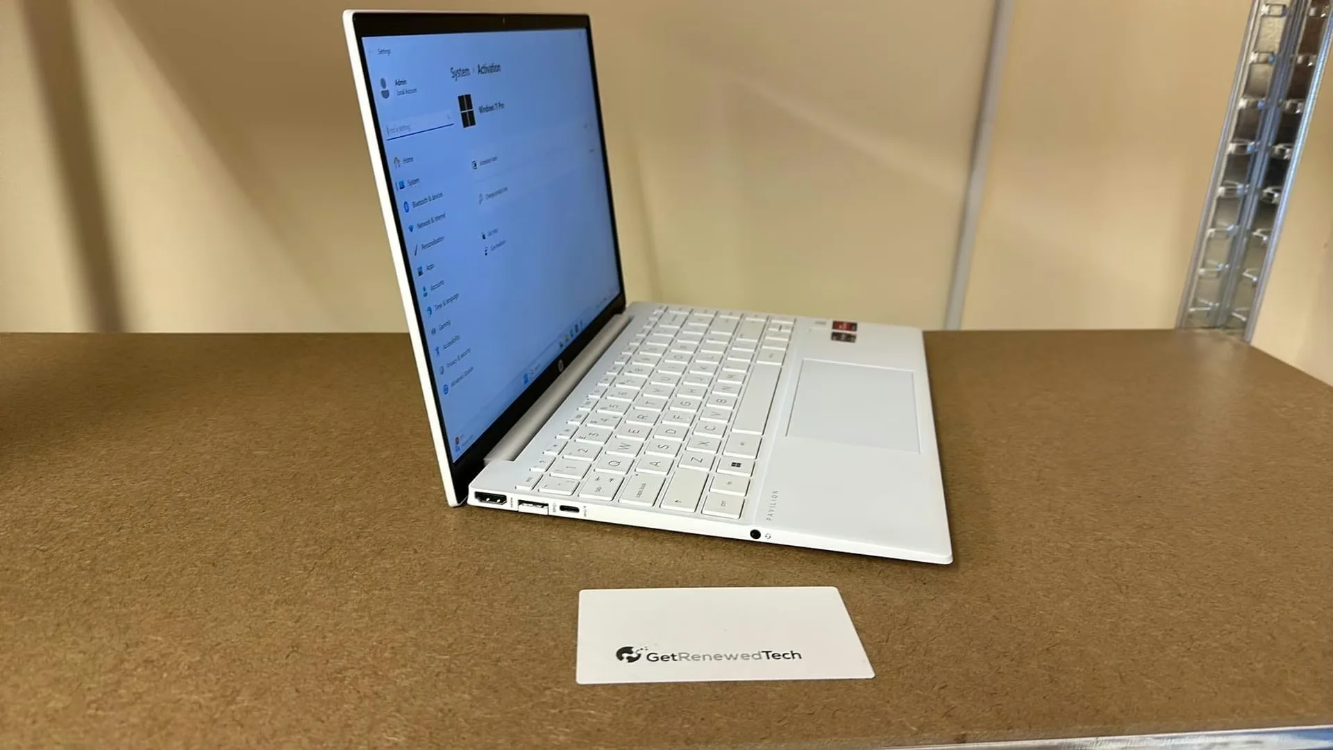 HP Pavilion Aero 13-be0xxx (in White) Ultrabook - Ryzen 5 5600U with Radeon Graphics - 8GB RAM - 256GB SSD - 13" Screen with Windows 11 Pro and Office 2021 Professional Plus - product detail image 2 of 9