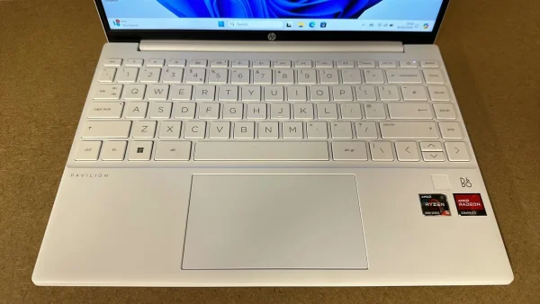HP Pavilion Aero 13-be0xxx (in White) Ultrabook - Ryzen 5 5600U with Radeon Graphics - 8GB RAM - 256GB SSD - 13" Screen with Windows 11 Pro and Office 2021 Professional Plus - product detail image 3 of 9