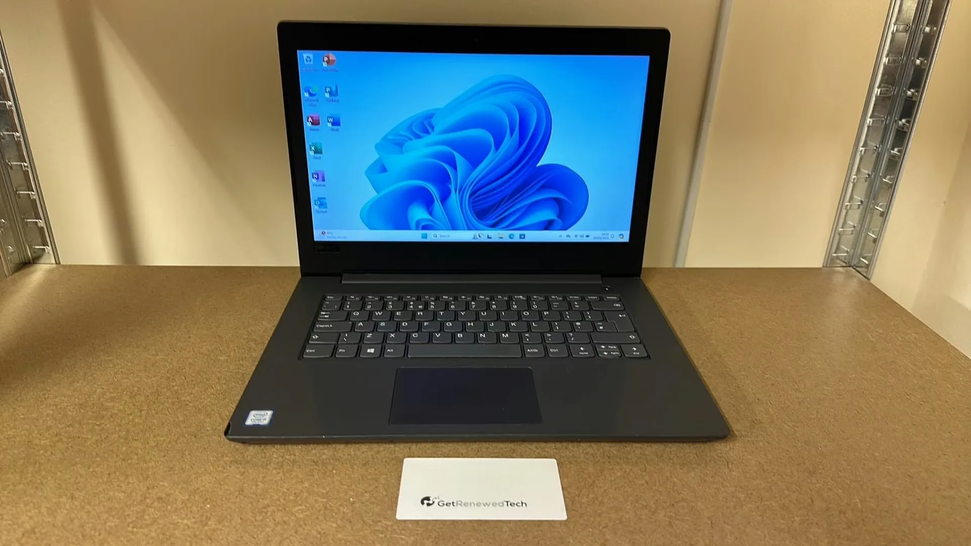 Lenovo V130-14IKB - Intel Core I5-7200U - 8GB RAM - 256GB SSD - 14" Screen with Windows 11 Pro and Office 2021 Professional Plus - main product image