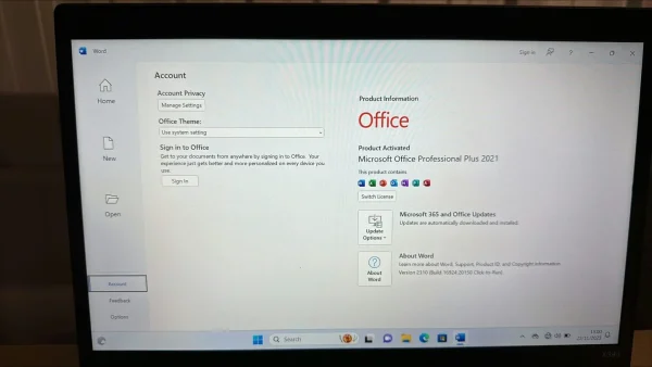 Lenovo ThinkPad X390 - Intel Core i5-8365U - 8GB RAM - 256GB SSD - 13.3" Screen with Windows 11 Pro and Office 2021 - product detail image 6 of 8
